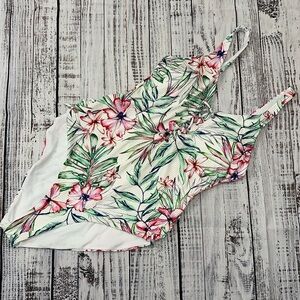 TiNiBiKiNi one piece swimwear Sz. L